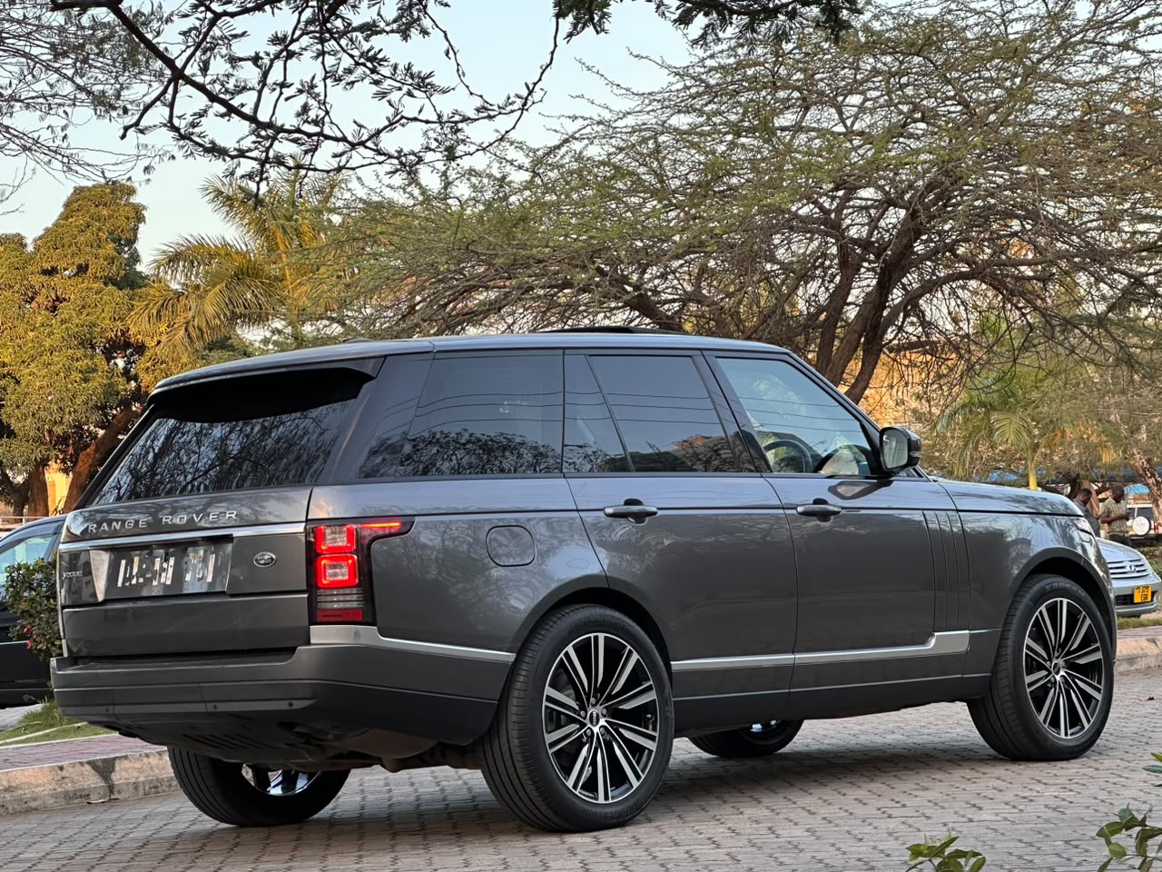 Range rover Vogue thumbnail 9